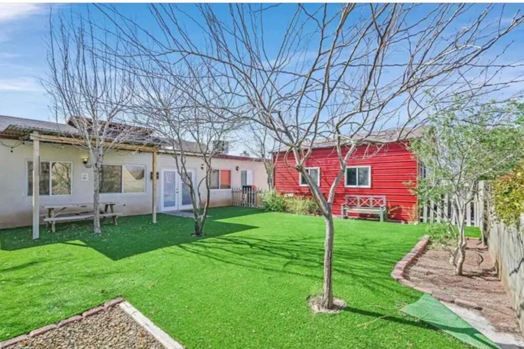 Beautiful Oasis With Rv Or Boat Parking Villa Henderson Eksteriør billede